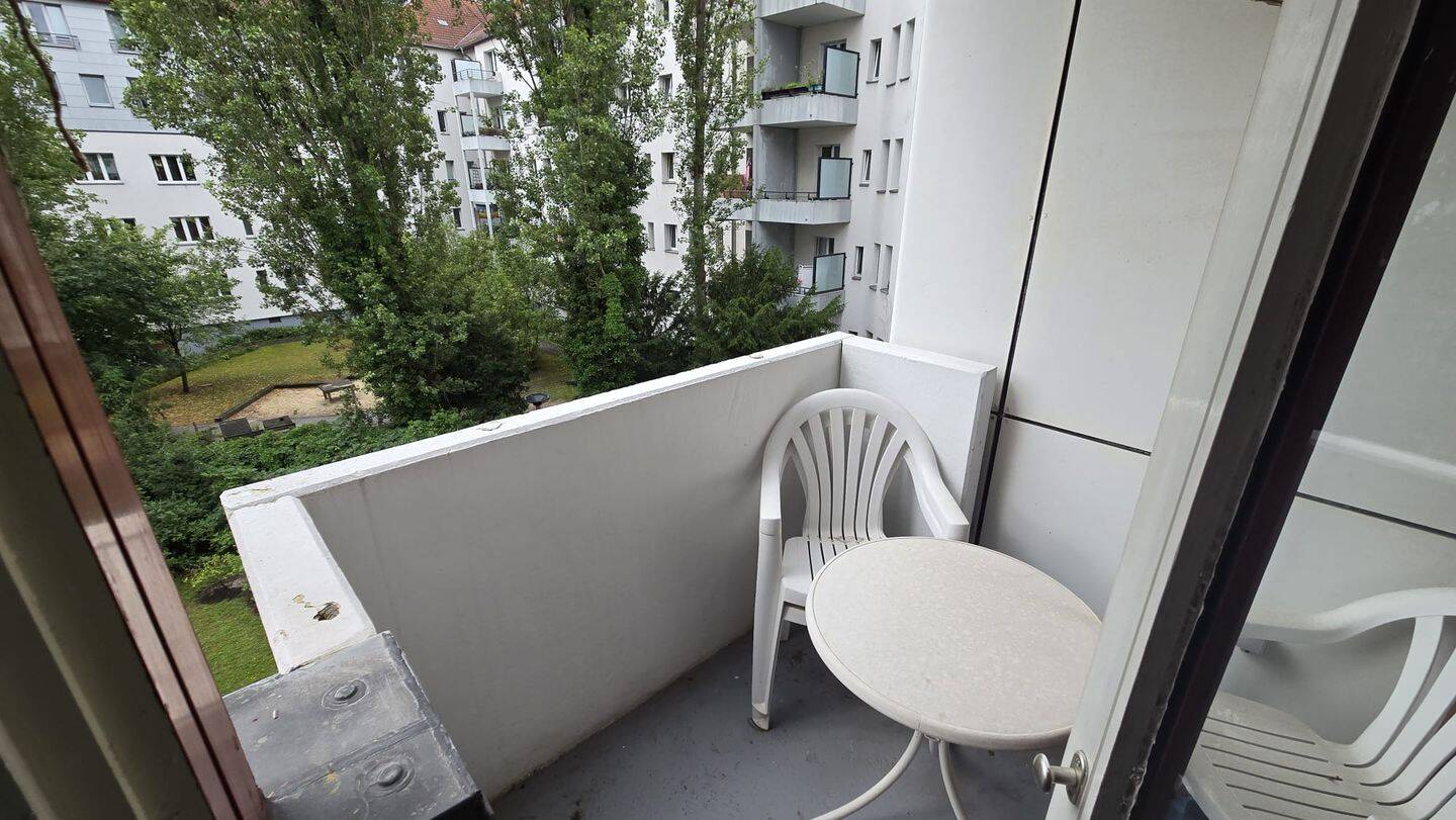 Helle Wohnung am Kurfürstendamm, 10711 Berlin (Charlottenburg-Wilmersdorf Charlottenburg Grunewald Halensee Wilmersdorf)