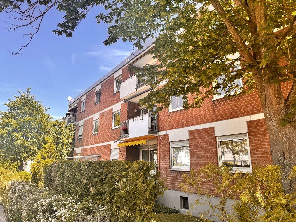 3-Zimmer-Wohnung mit Balkon in zentrumsnaher Lage in Erlangen – Nähe Röthelheimbad, 91058 Erlangen (Bruck Eltersdorf Erlangen-Süd Sebaldussiedlung Tennenlohe)