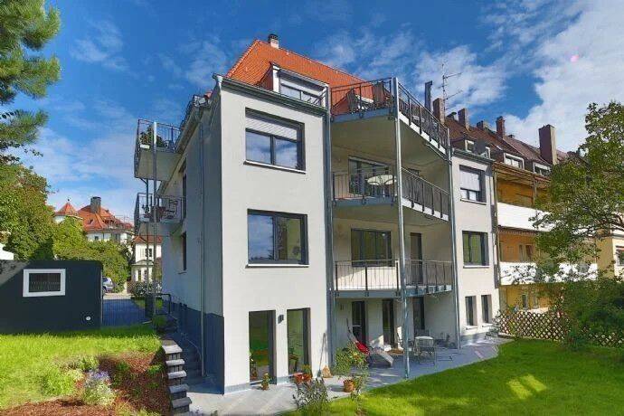 Traumhafte 3,5 Zimmer Wohnung unterhalb des Rechenbergs, 90491 Nürnberg