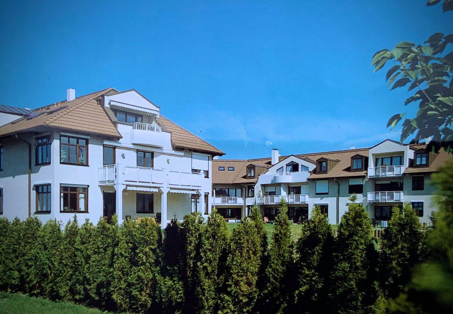 Provisionsfrei: Helle Terrassenwohnung am Zamilapark mit komfortablem TG-Einzelstellplatz, 81929 München (Bogenhausen Trudering-Riem)