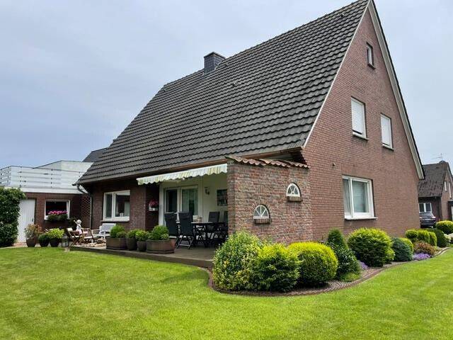 Einfamilienhaus mit großem Grundstück in Ahaus-Ottenstein, 48683 Ahaus