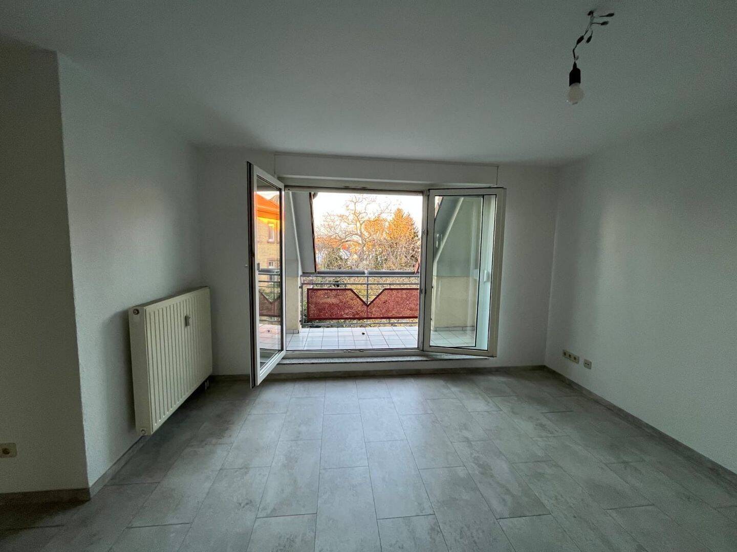Nachmieter gesucht! 3-Zimmer-Wohnung, 105 m², 2 Balkone, Tiefgarage, 67063 Ludwigshafen am Rhein (Friesenheim/Nord)