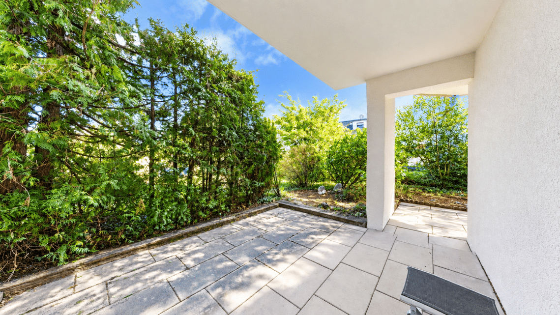 Traumwohnung mit umlaufender Terrasse – mit Liebe zum echten Zuhause, 72770 Reutlingen