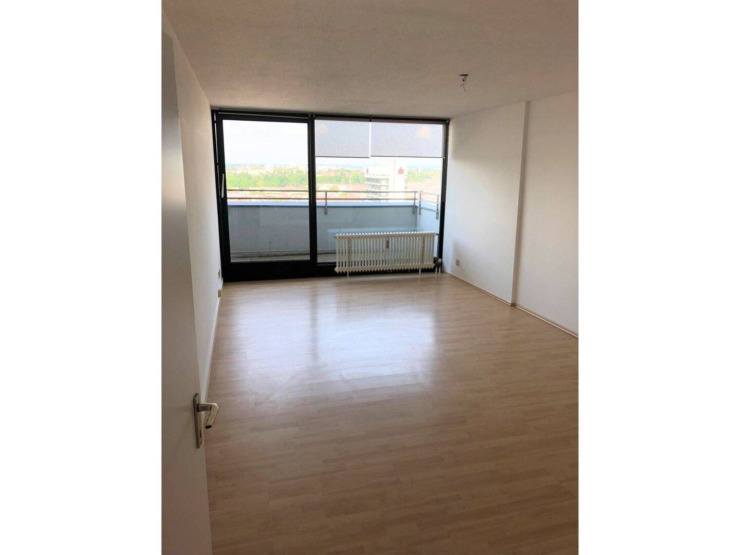 2-Zi.-Whg. mit EBK & Balkon inkl. Fernblick über Fürth, 90762 Fürth (Innenstadt)