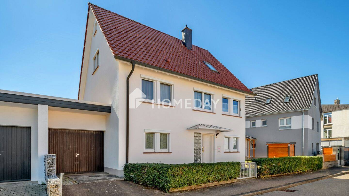 Gepflegtes Einfamilienhaus in ruhiger Lage mit Garten, PV-Anlage und Garage in Albstadt-Tailfingen, 72461 Albstadt