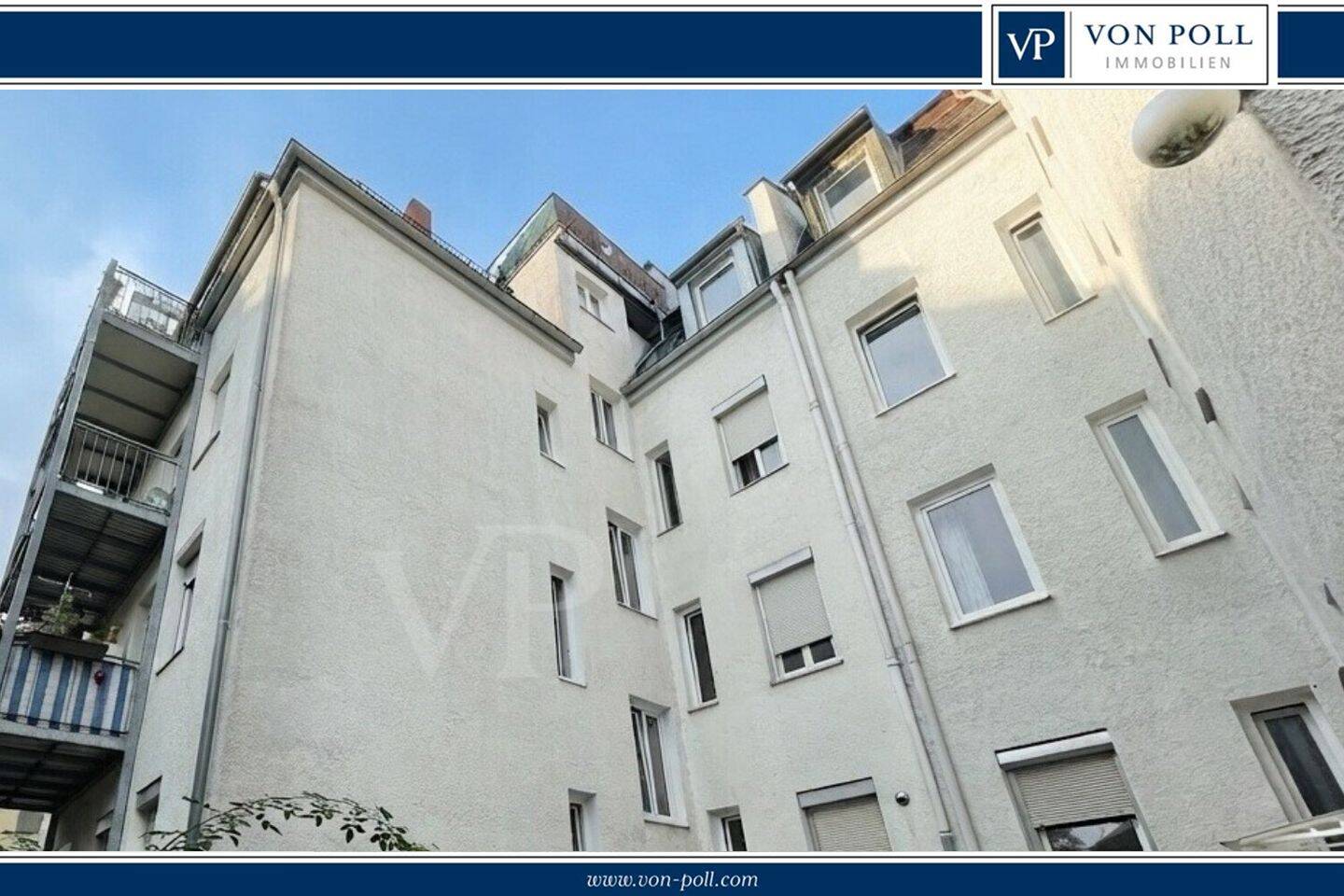 Großzügiges Wohnkonzept mit Dachterrasse, 86154 Augsburg (Oberhausen)