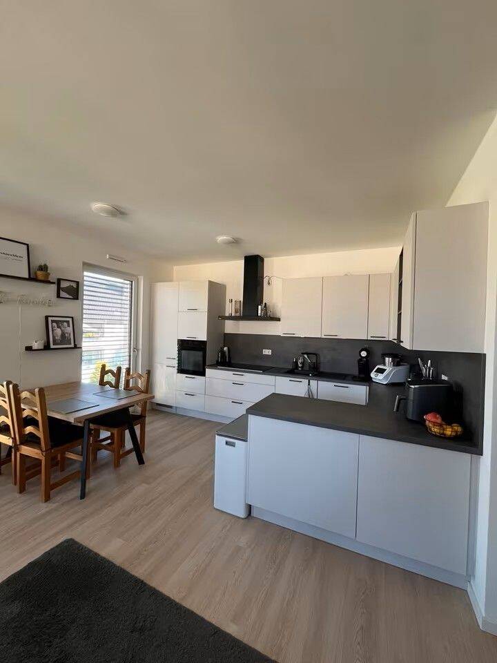 Moderne 3-Zimmer-Neubauwohnung mit großer Loggia, Fußbodenheizung, Aufzug & Tiefgaragenstellplatz, 41061 Mönchengladbach (Eicken Stadtmitte Waldhausen)