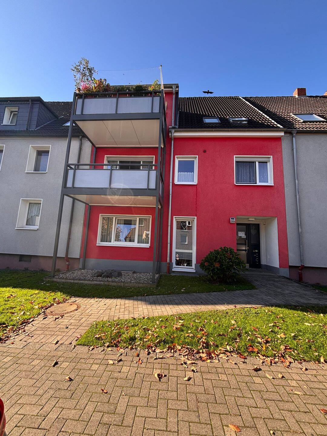 WBS zwingend erforderlich !!! tolle 2 Zimmer Wohnung mit Balkon und Garage, 46236 Bottrop (Stadtmitte)