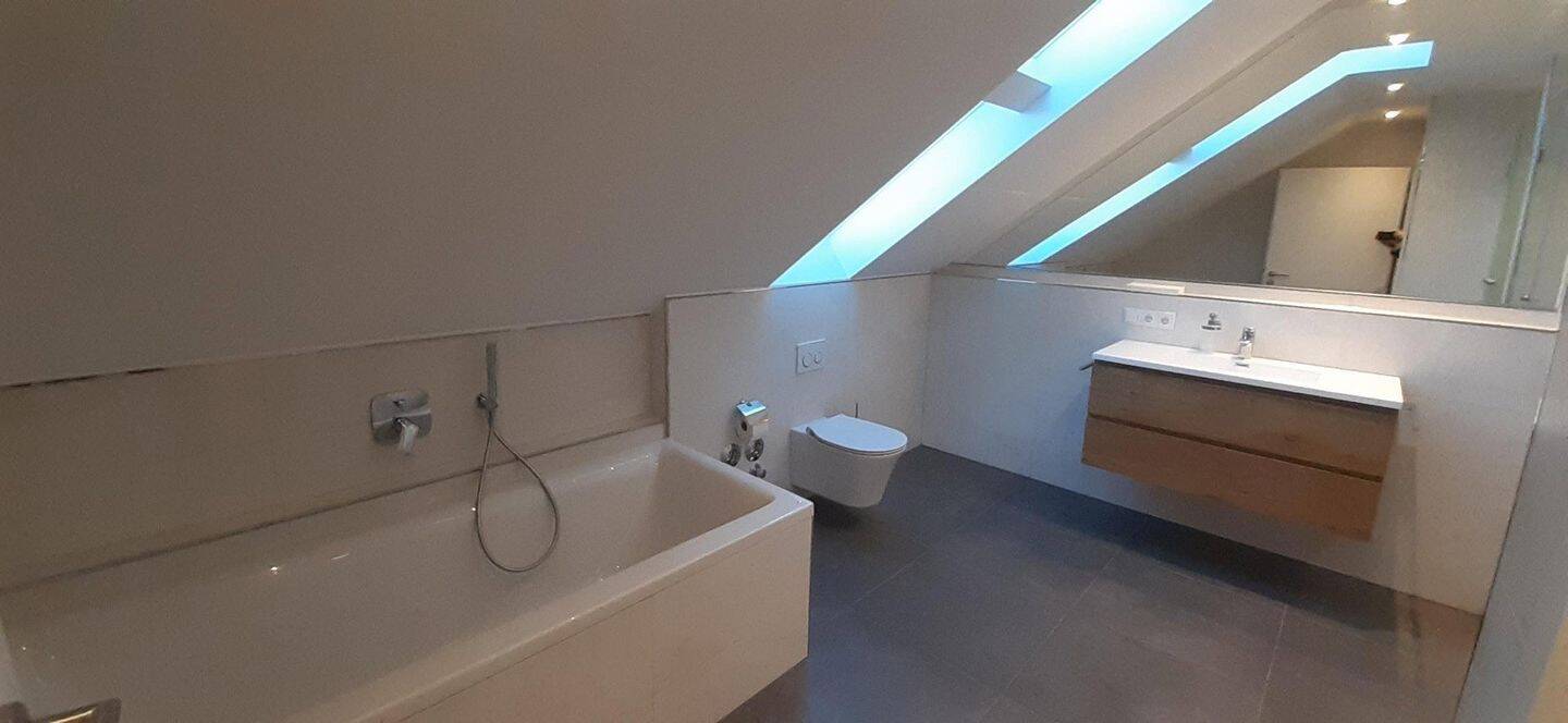 5-Zimmer Galeriewohnung, klimatisiert mit Dachterrasse neu ausgebaut, 91334 Hemhofen