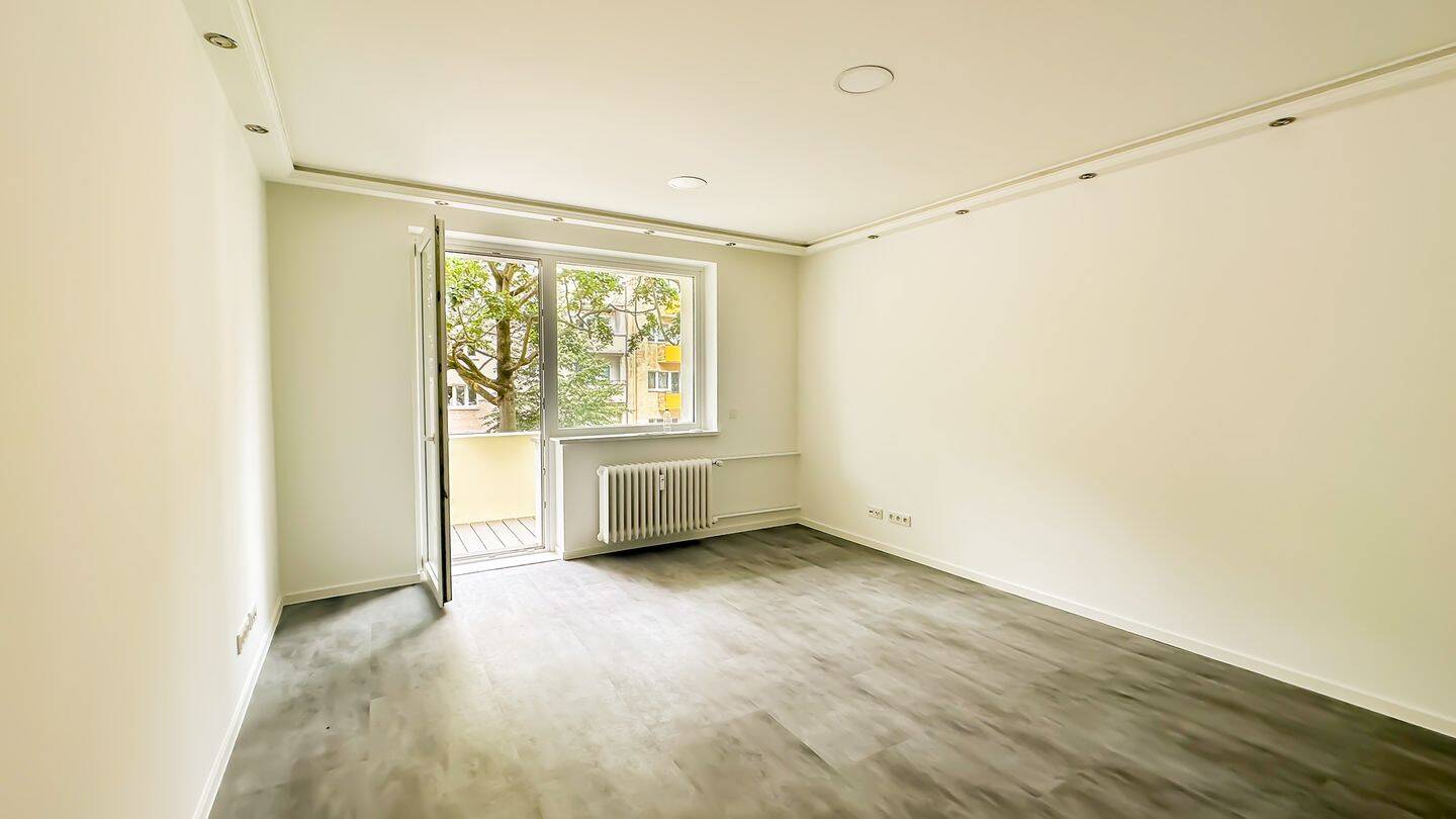 Erstbezug nach Sanierung: 3-Zimmer in Moabit am Spreebogen, 10557 Berlin (Mitte Hansaviertel Moabit Tiergarten)