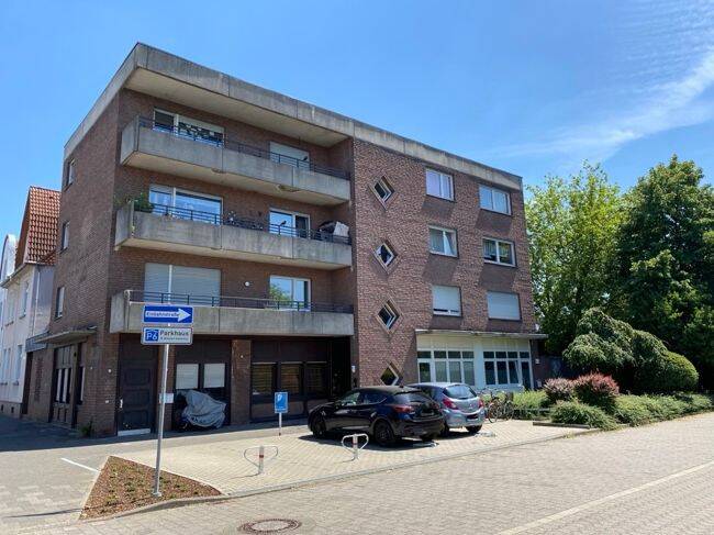 Moderne 3 Zimmer Wohnung mit Balkon in stadtnaher Lage von Kamp-Lintfort, 47475 Kamp-Lintfort