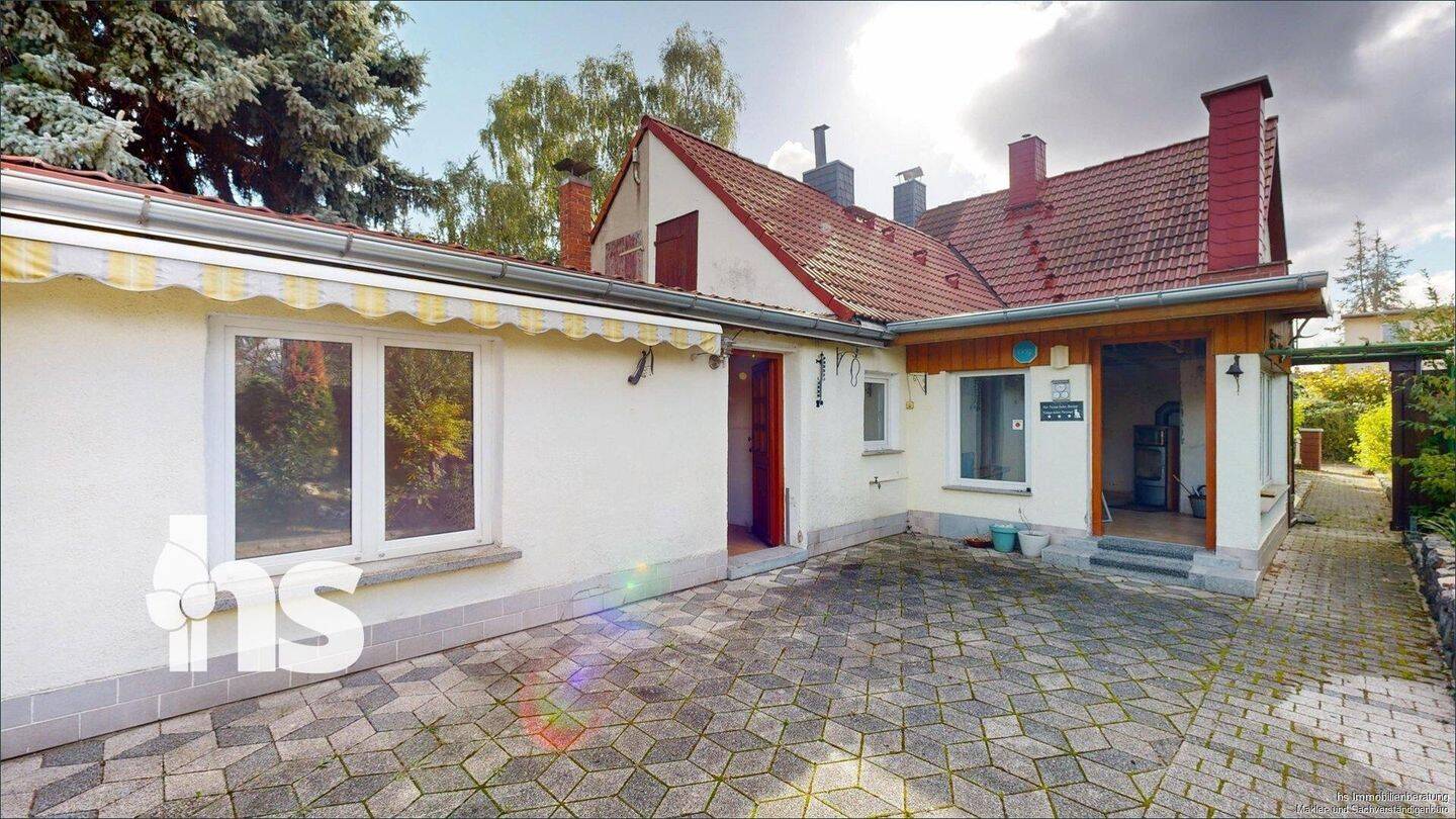 PROVISIONSFREI: Doppelhaushälfte in Merseburg mit 5 Zimmern, Garten & Modernisierungspotenzial, 6217 Merseburg