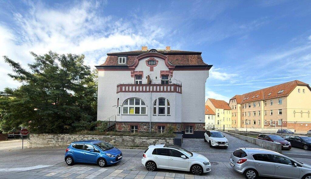 Elegantes Wohnen in neu erstrahlter Stadtvilla – 1. OG mit Balkon – Zentrumsnähe, 15230 Frankfurt (Oder) (Frankfurt)