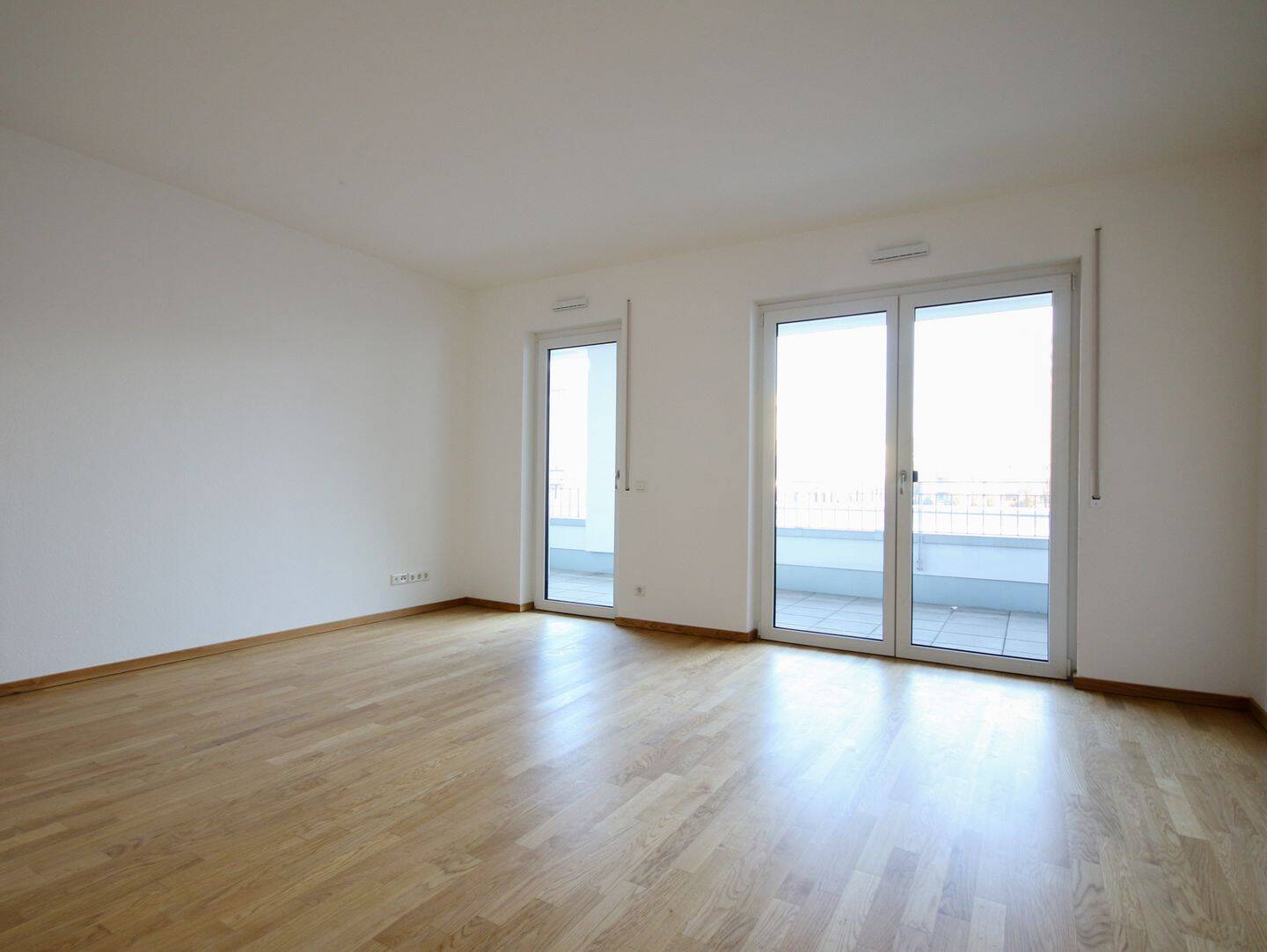 2-Zimmer-Wohnung mit Loggia, 53117 Bonn (Auerberg Buschdorf Graurheindorf Zentrum Castell)
