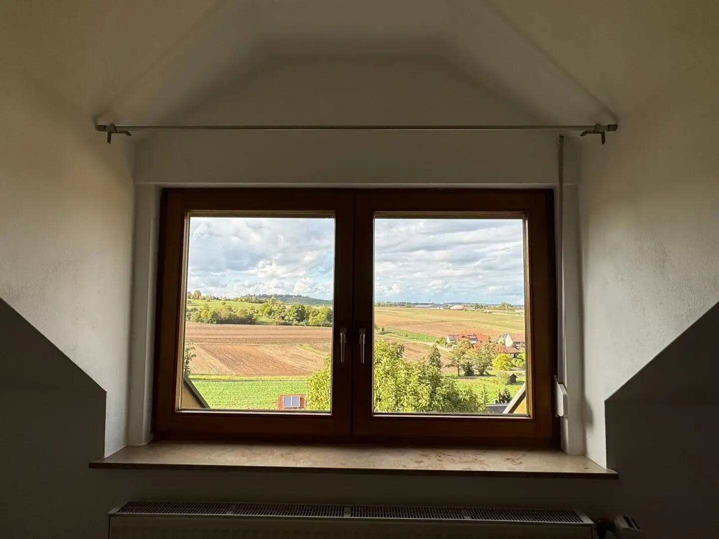 Wohnen mit Weitblick: 2-Zi-Whg mit Westbalkon, 74629 Pfedelbach