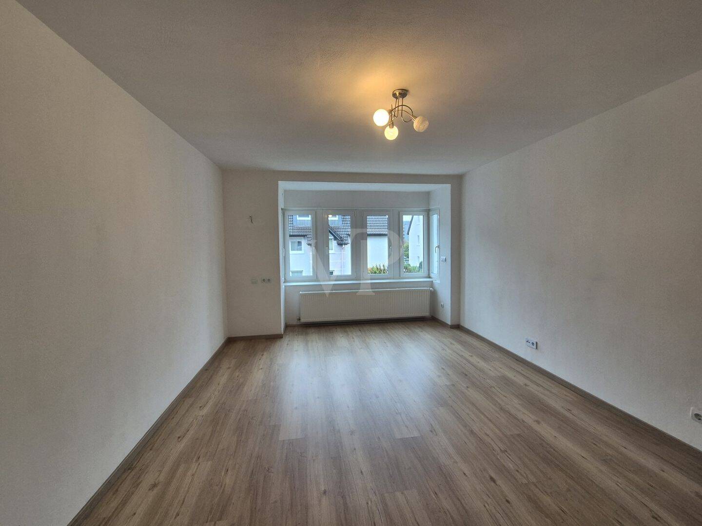 Singles und Paare aufgepasst! Renovierte Erdgeschosswohnung in zentraler und ruhiger Lage, 58509 Lüdenscheid