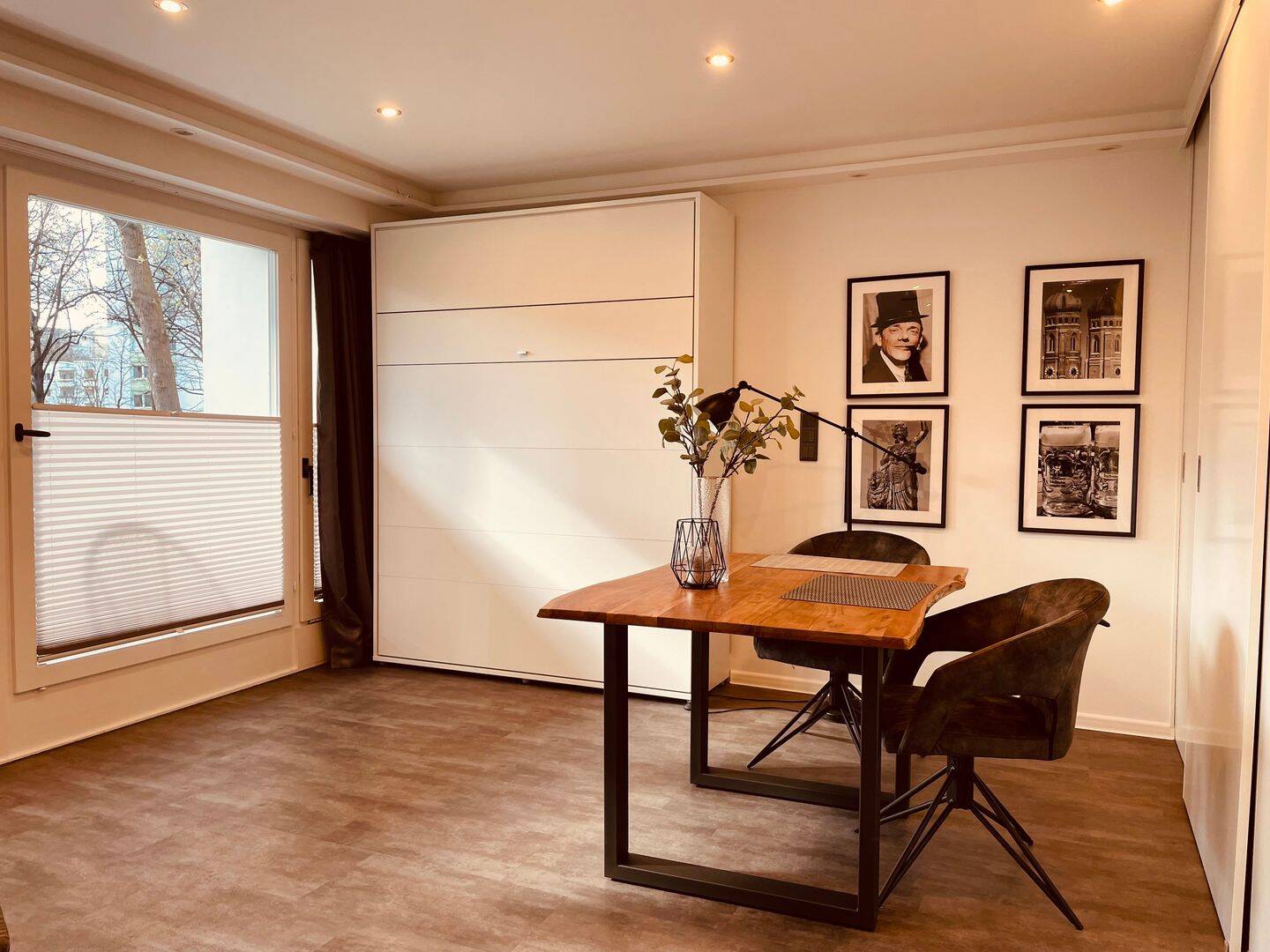 Möbliertes Apartment mit Balkon und Tiefgarage, 81927 München (Bogenhausen)