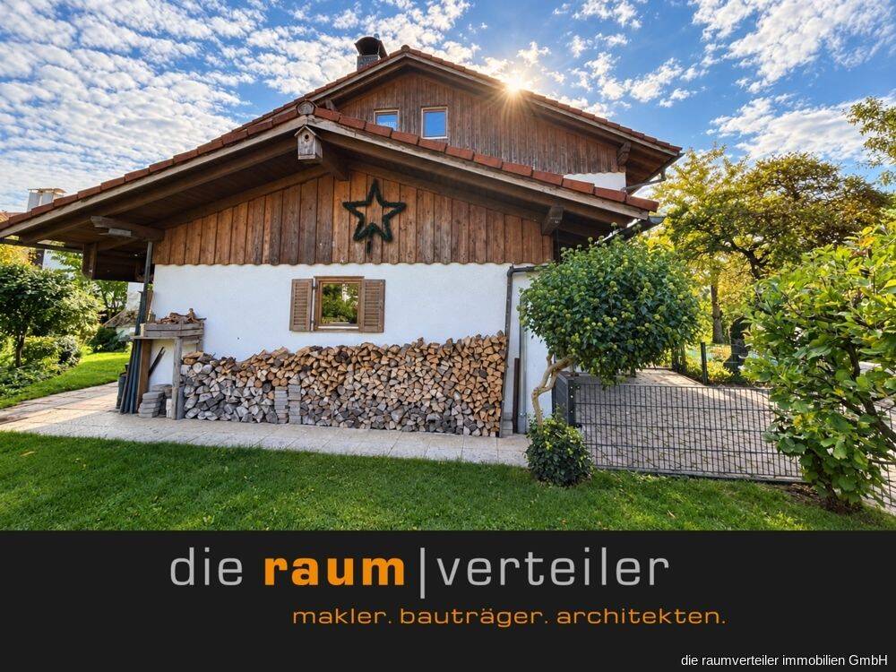 Großes Reiheneckhaus, 5 Zimmer, Kachelofen, 2 Bäder, Garten, Doppelgarage, Bruckmühl, 83052 Bruckmühl