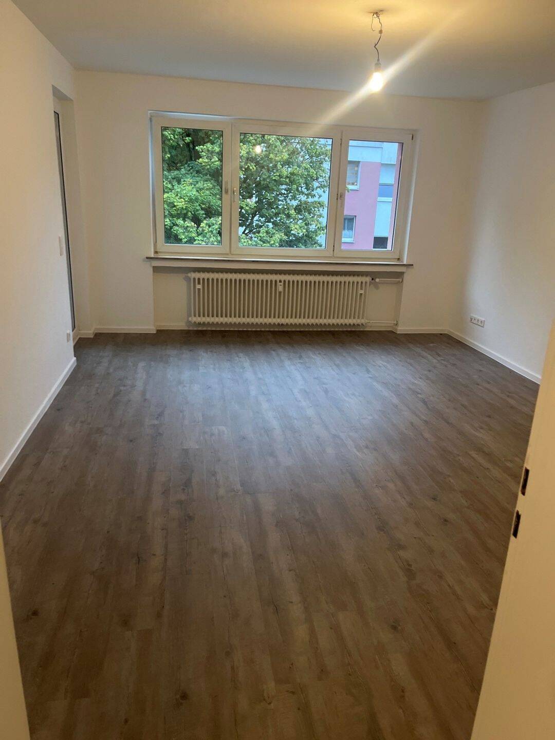 1600/46902/14 „Ihr neues Zuhause mit Weitblick für die junge Familie – 3 Zimmer im 3. OG“, 42653 Solingen (Gräfrath Solingen-Mitte Wald)