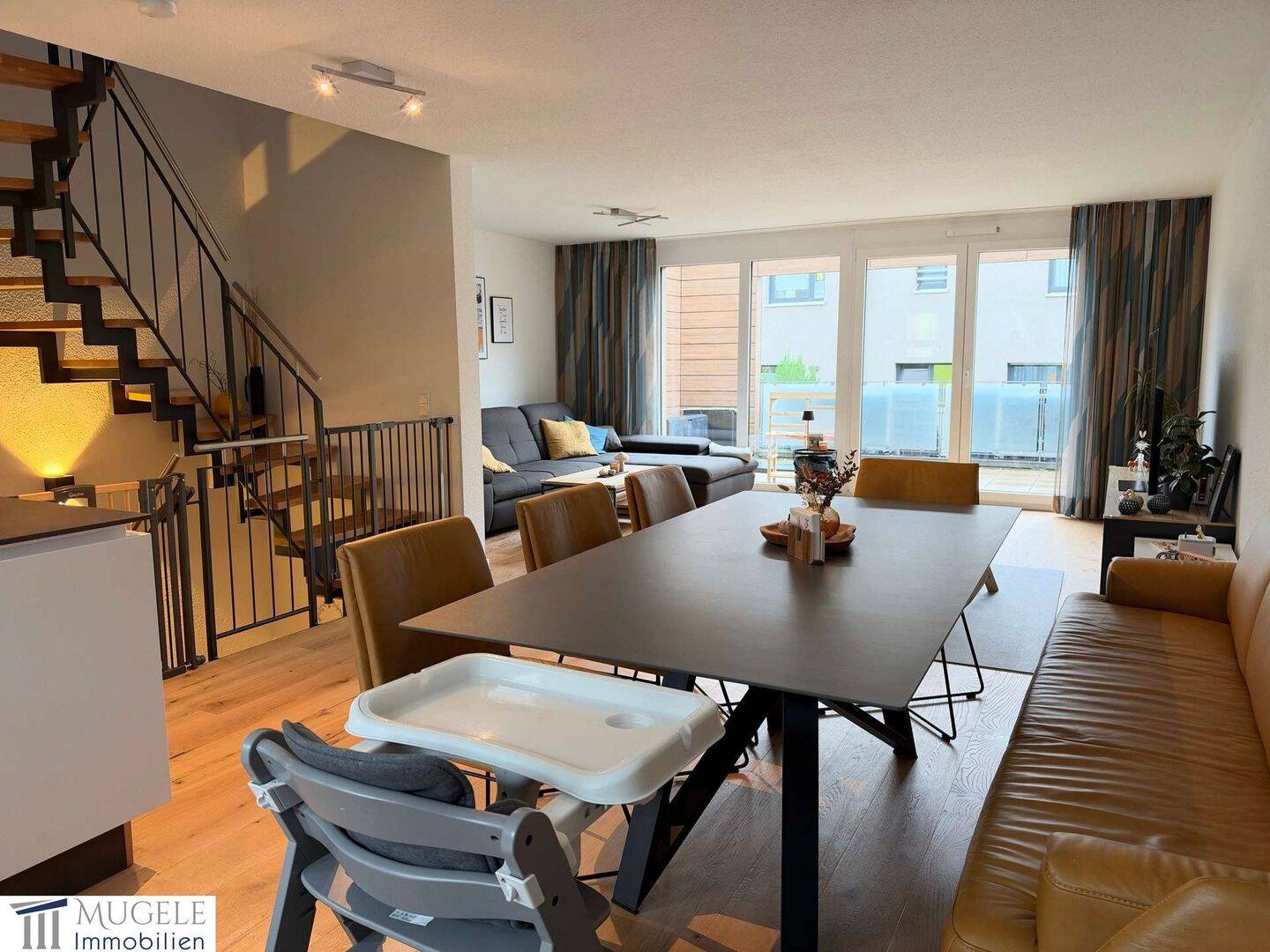 Modernes Reihenmittelhaus mit hochwertiger Ausstattung, Balkon und Terrasse in Böblingen- Dagersheim, 71034 Böblingen