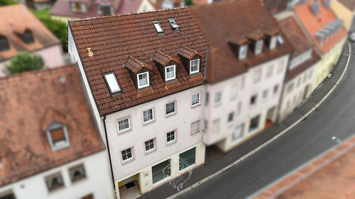 Vielseitiges Wohn- und Geschäftshaus mit drei Wohneinheiten & Ladengeschäft, 97084 Würzburg (Heidingsfeld Heuchelhof Rottenbauer)