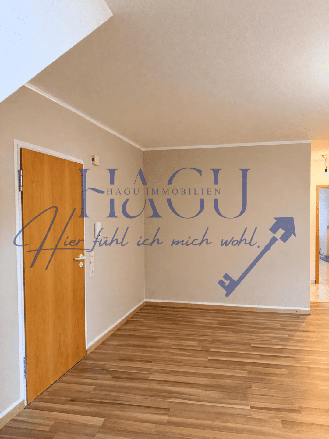 Helle 2,5-Zimmer-Wohnung mit Balkon in zentraler Lage, 24768 Rendsburg