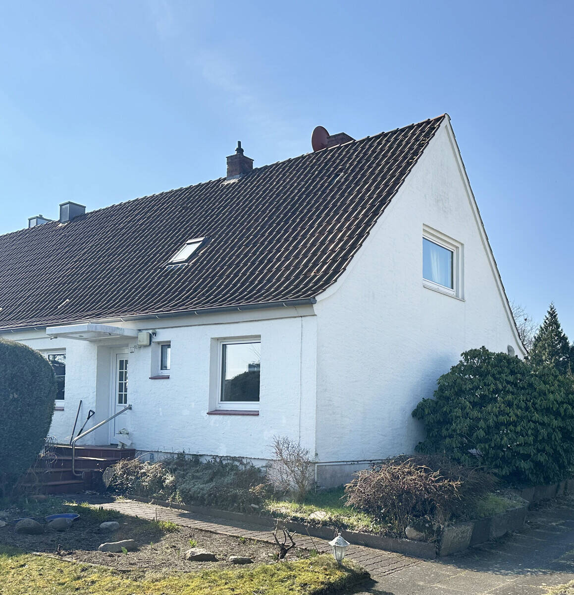 Doppelhaushälfte in schöner Anwohnerstraße, 21509 Glinde