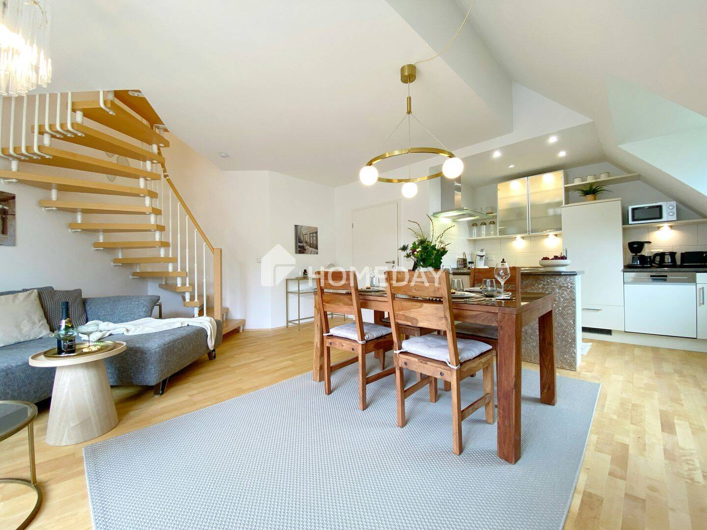 Maisonette mit Hausgefühl: 104 m², 4 Zimmer und Balkon im Grünen, 82194 Gröbenzell