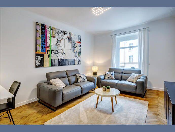 Möbliert: Zentrale Lage: Schöne und neuwertig möblierte Wohnung, 80339 München (Ludwigsvorstadt-Isarvorstadt Schwanthalerhöhe)