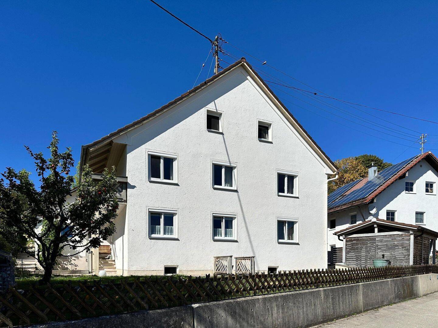 Großzügiges Einfamilienhaus für jede Lebenslage, 86920 Denklingen
