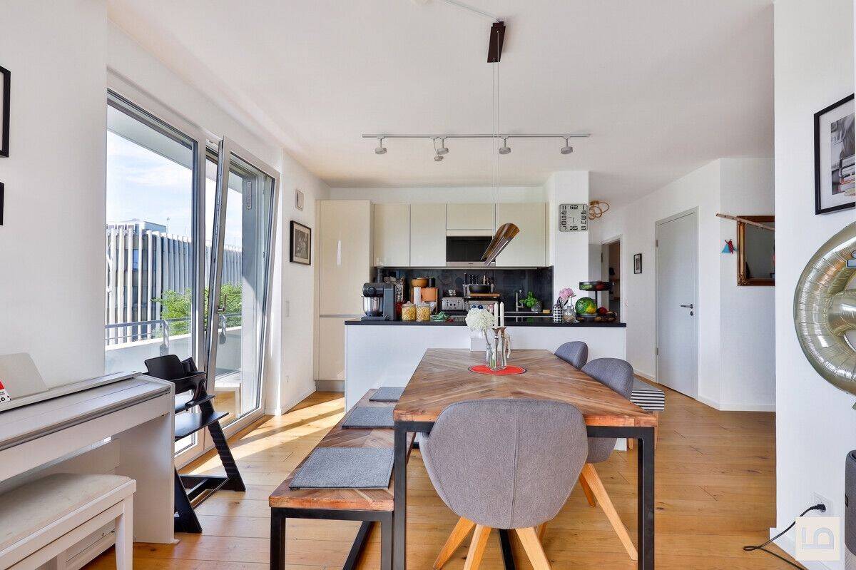 Modern wohnen im IN-TOWER – stilvolle 3 ZKB, EBK, Holzböden, TG, Balkon, Aufzug, IN-Nordbahnhof, 85049 Ingolstadt