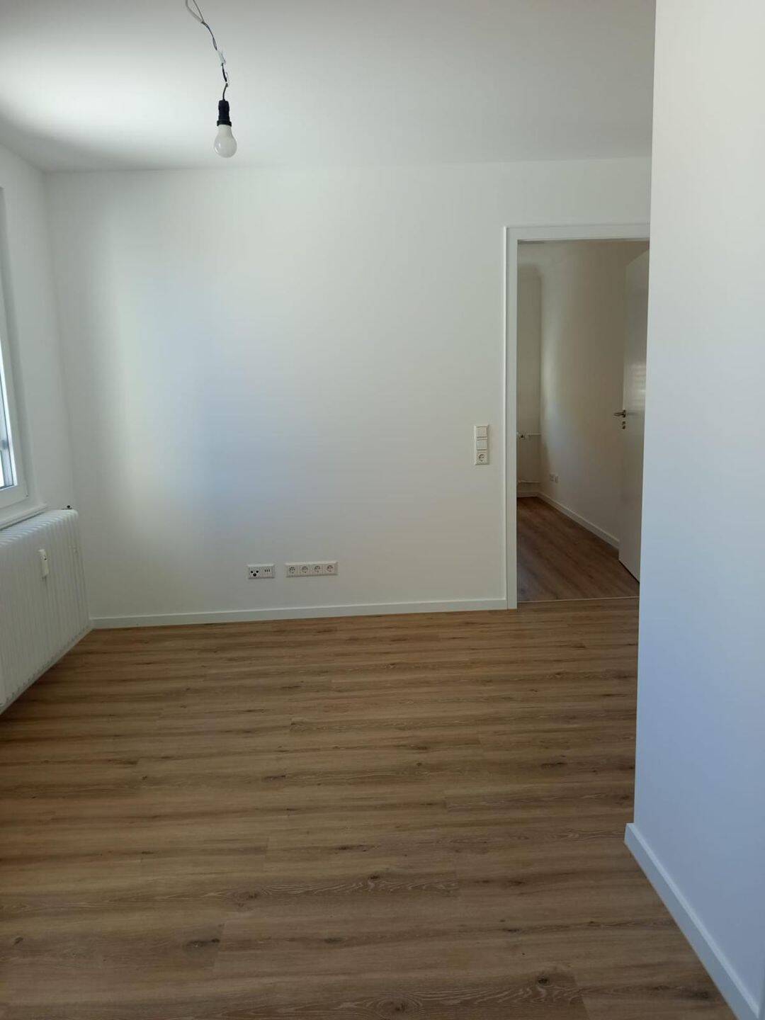 Schöne, helle 2-Zimmer-Wohnung in Stuttgart-UT mit Blick in die Weinberge, 70327 Stuttgart