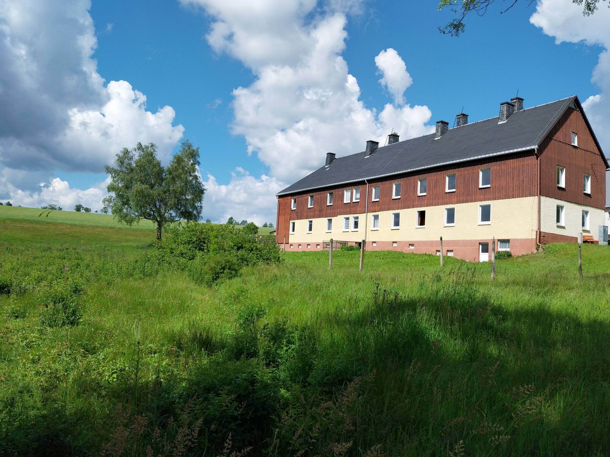 Naturnah Wohnen – Maisonettewohnung im Erzgebirge, 1776 Hermsdorf/Erzgeb.