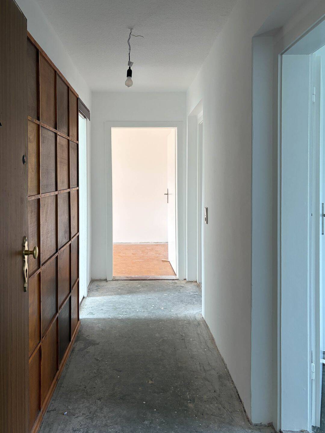 Modern wohnen in Greiz: Großzügige 3-Zimmer-Wohnung nach Sanierung, 7973 Greiz