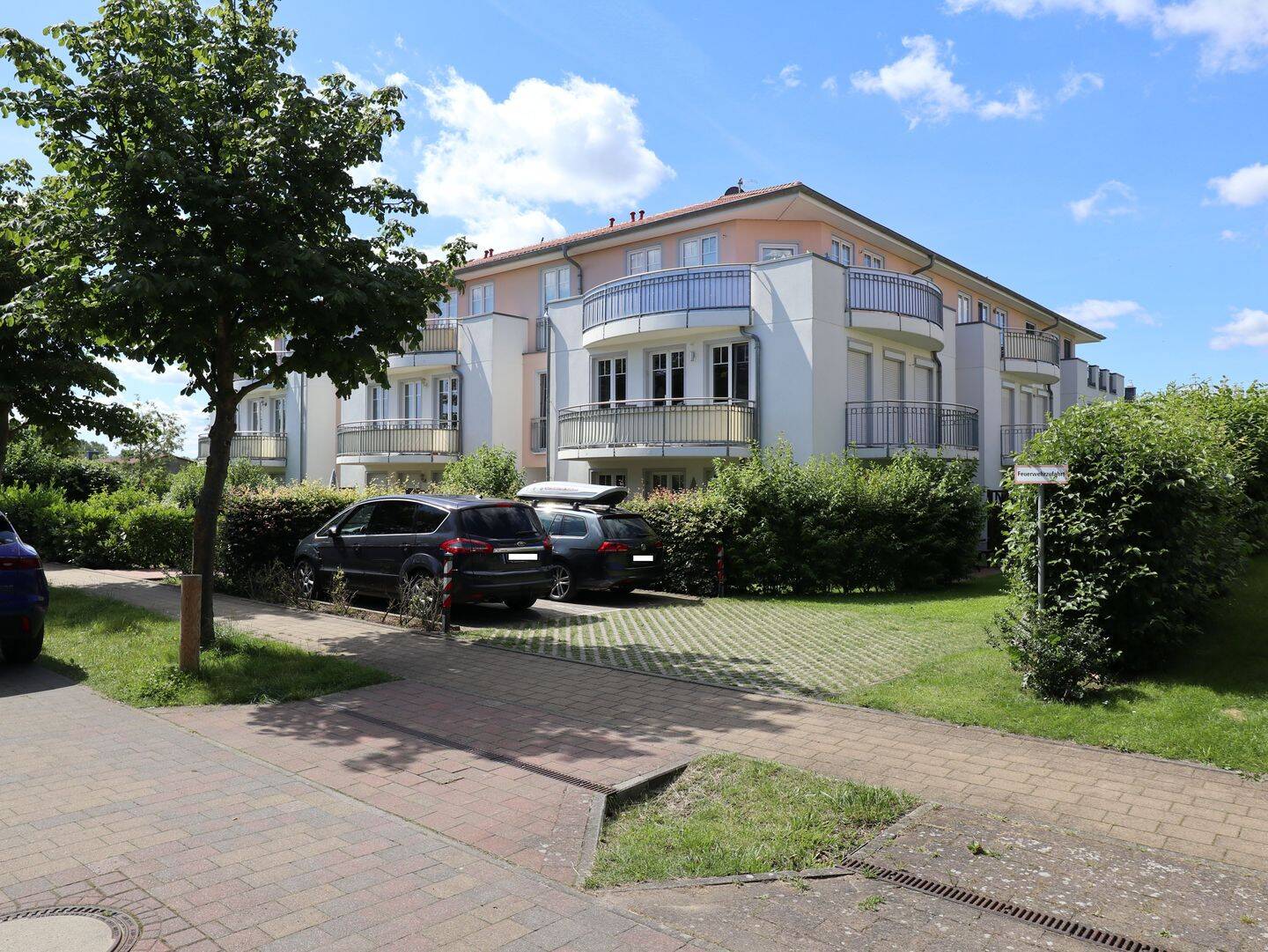 Ostseenah wohnen: Sonnige 2-Zimmer-Wohnung mit Dachterrasse in Redewisch – Mietkauf möglich!, 23946 Boltenhagen