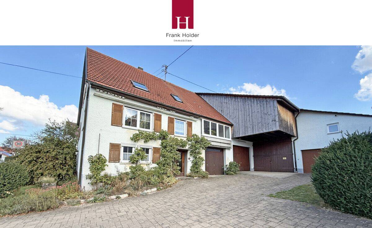 Wohnen mit viel Platz und Möglichkeiten für Ihr Hobby, 72813 St. Johann (Sankt Johann)