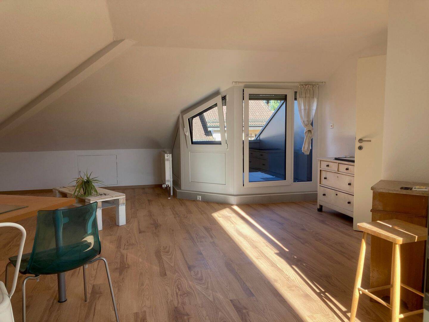 Mietwohnung, 1 Zimmer, 45 m², in Stuttgart, 70599 Stuttgart