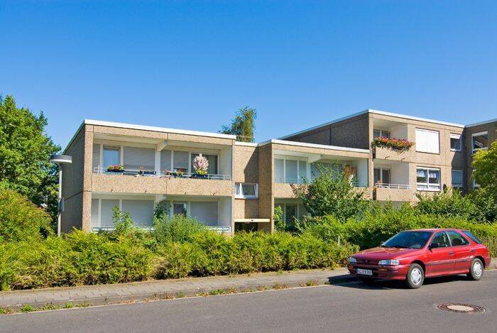 Freundliche 3-Zimmer-Wohnung mit moderem Badezimmer und Balkon in Neuss Derikum, 41469 Neuss