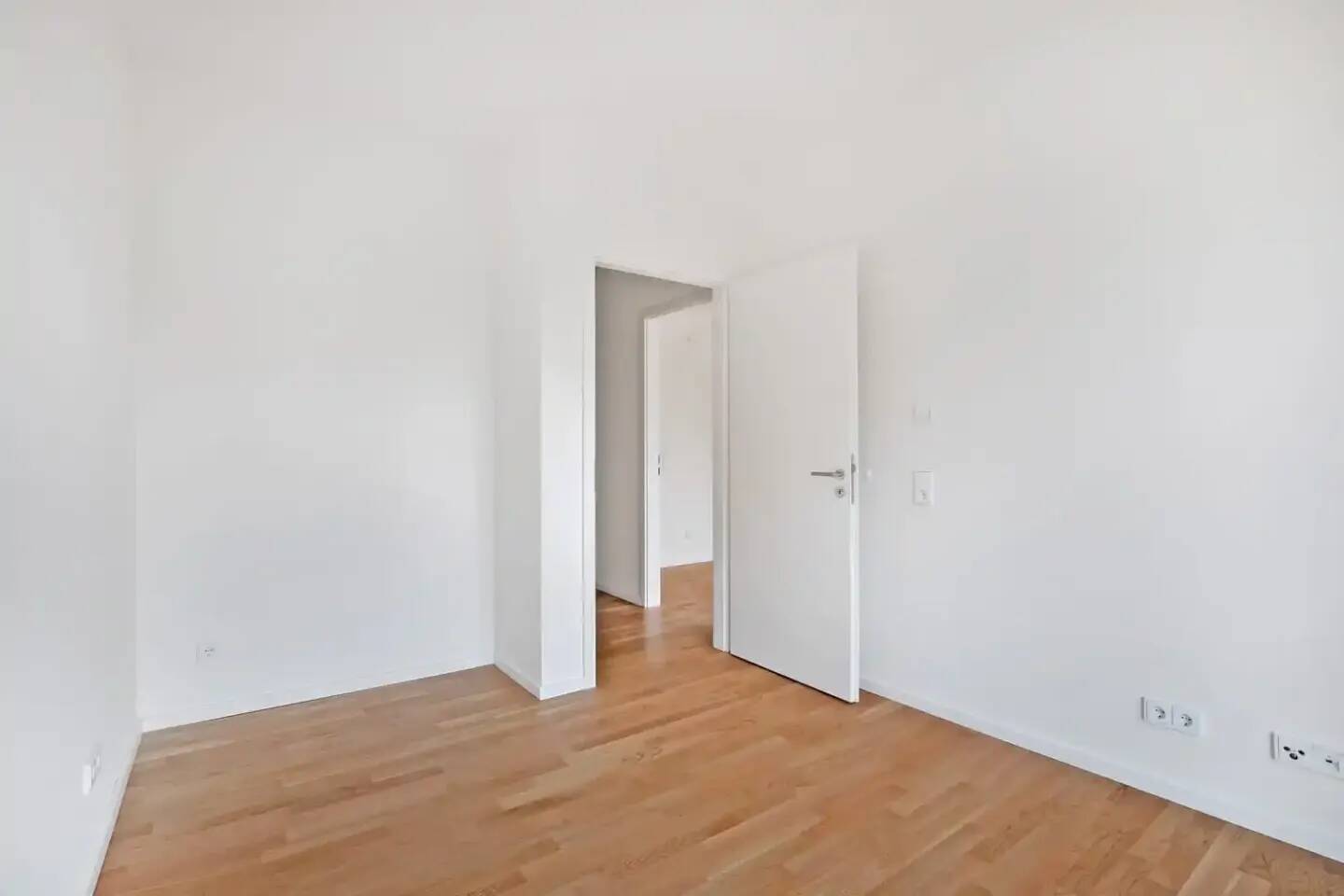 Stilvolles 1-Zimmer-Apartment mit Einbauküche & Fußbodenheizung in der Buolstraße, 13629 Berlin (Spandau)