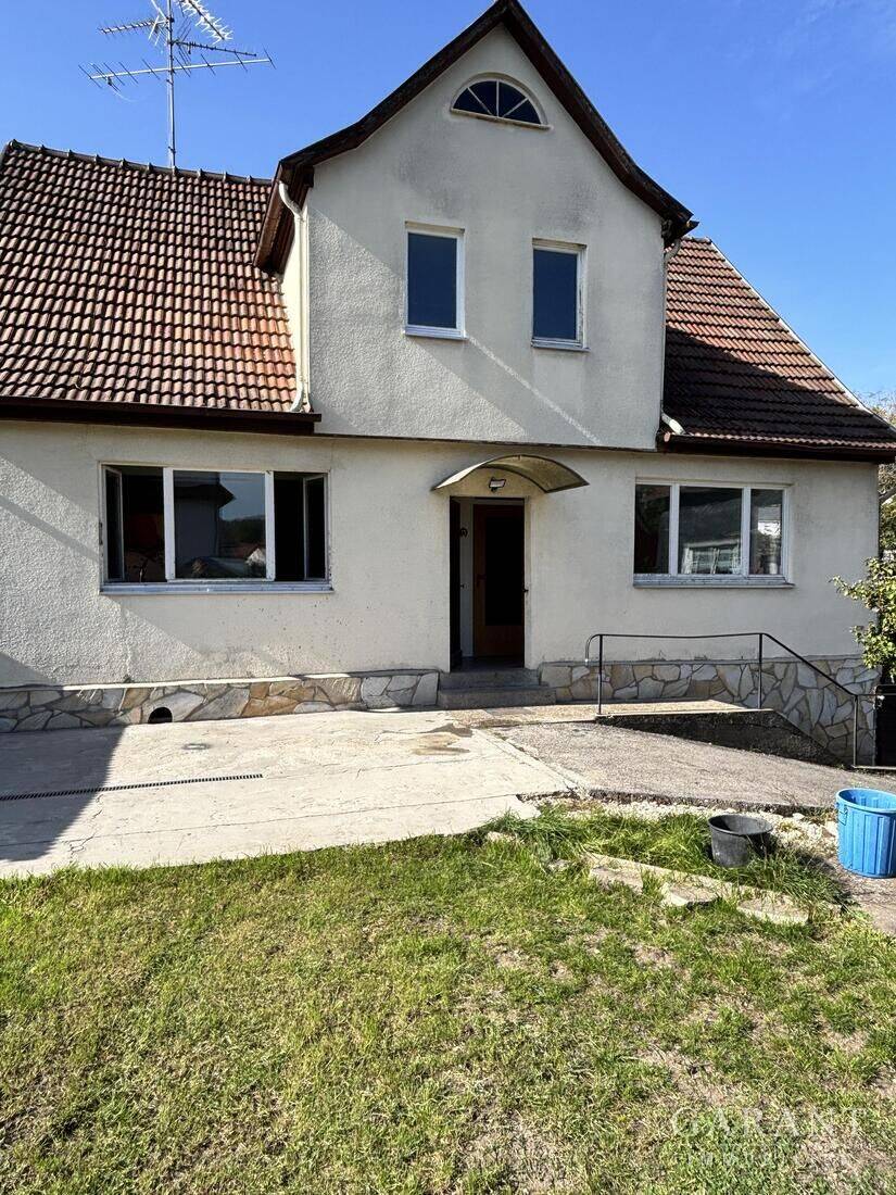 Einfamilienhaus mit großen Garten und vielseitigem Entwicklungspotenzial!, 96450 Coburg