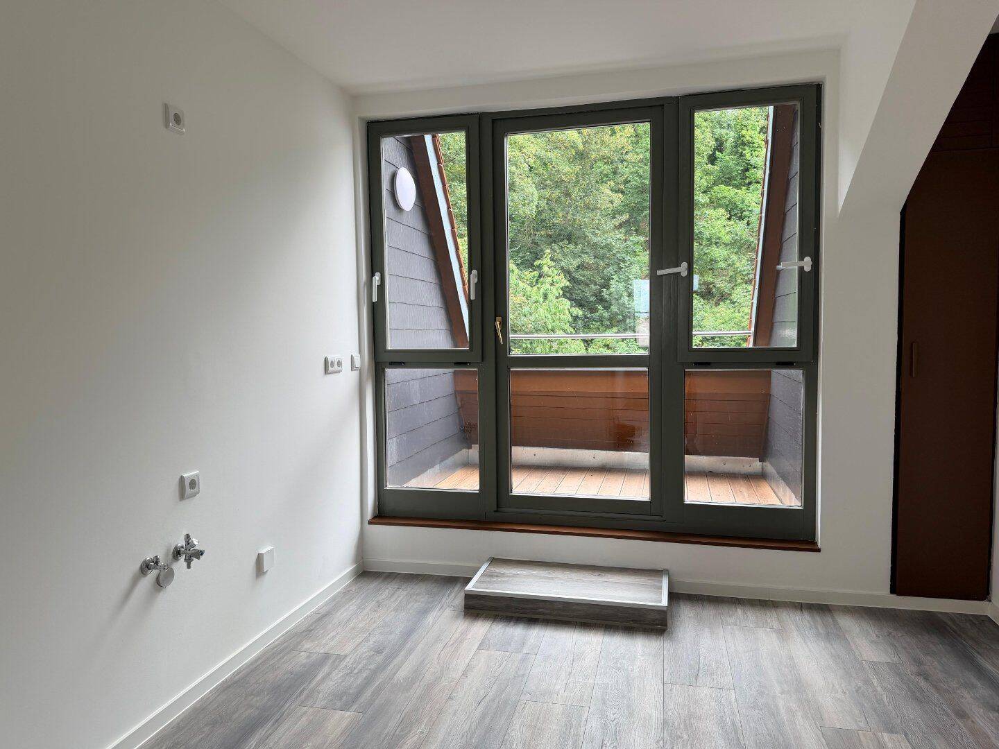 Erstbezug nach Sanierung- mit Loggia in Richtung Schloss, 6667 Weißenfels