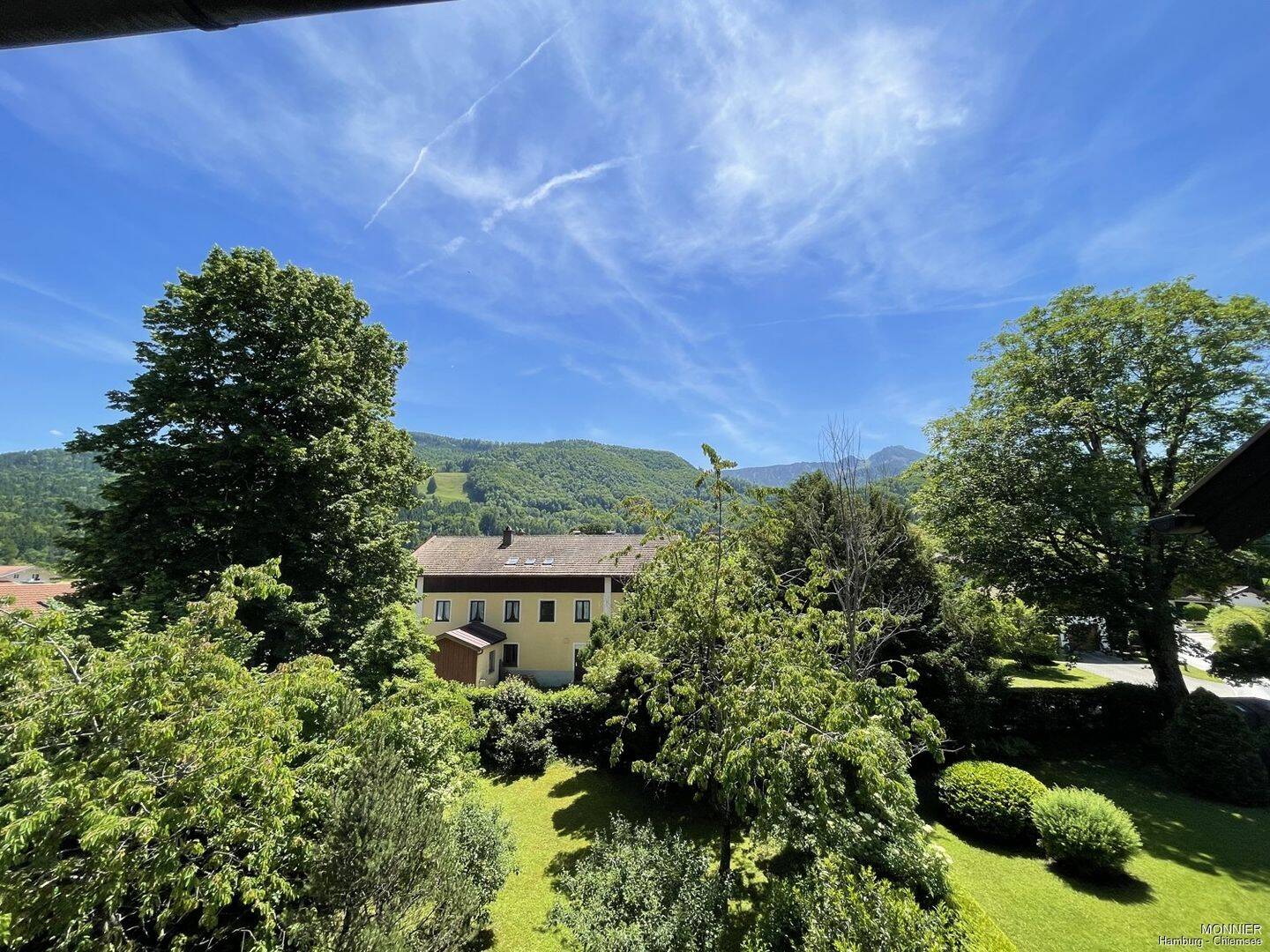 Bergblick und Gartennutzung, 83346 Bergen