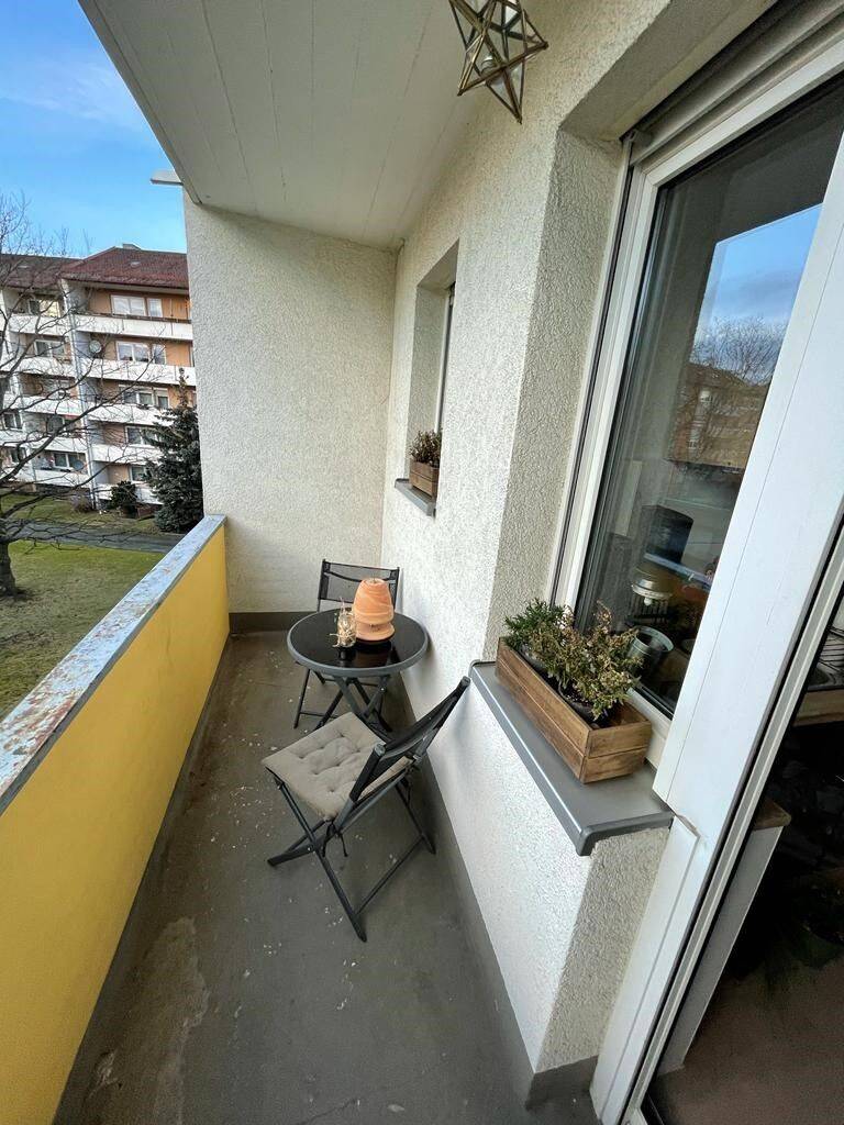 Moderne 3-Zimmer-Wohnung mit Sonnenbalkon in Nürnberg Schweinau, 90441 Nürnberg (Gibitzenhof Sandreuth Schweinau Werderau)