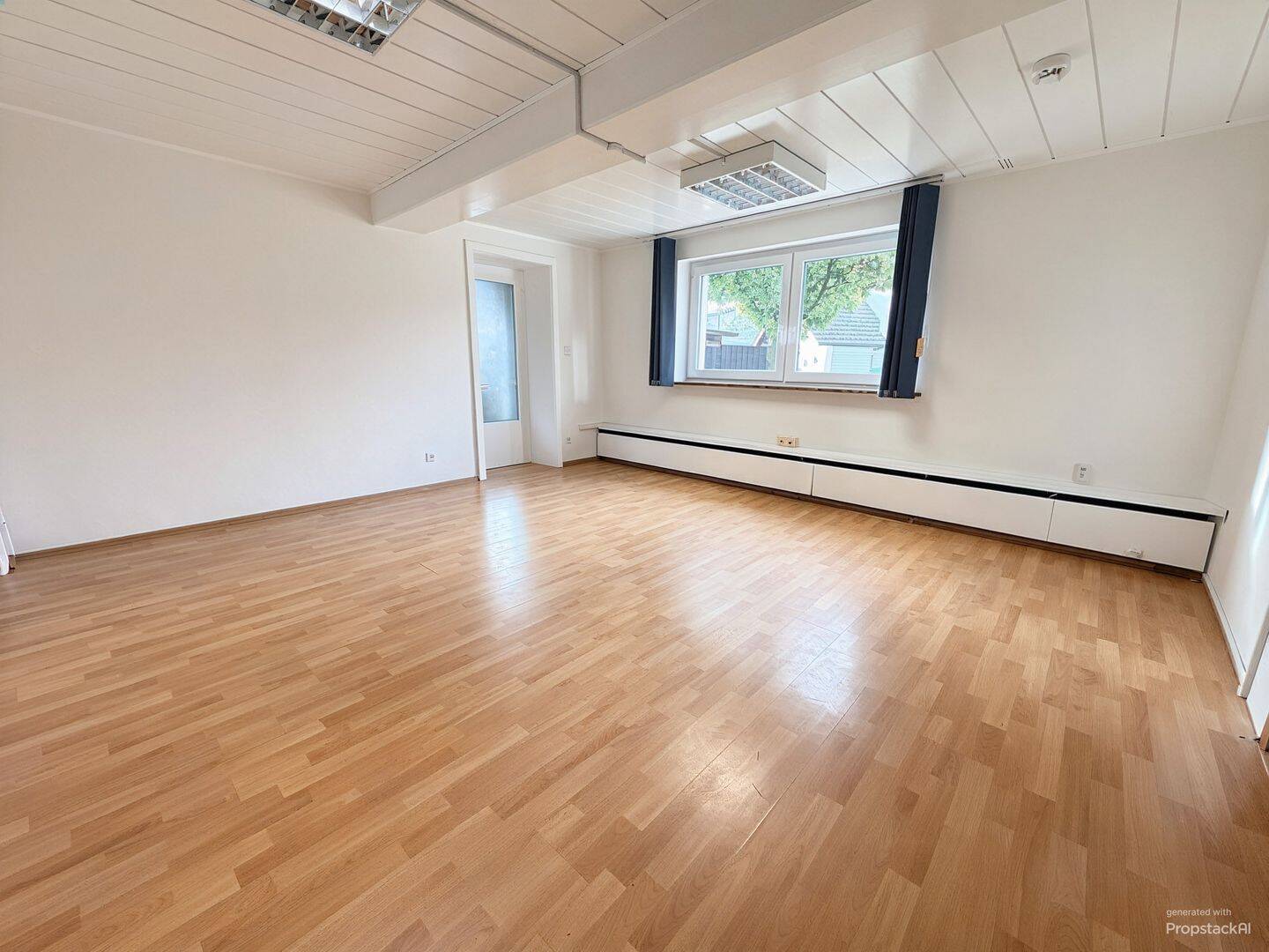 Helle 2- Zimmerwohnung mit Stellplatz in Rödental!, 96472 Rödental