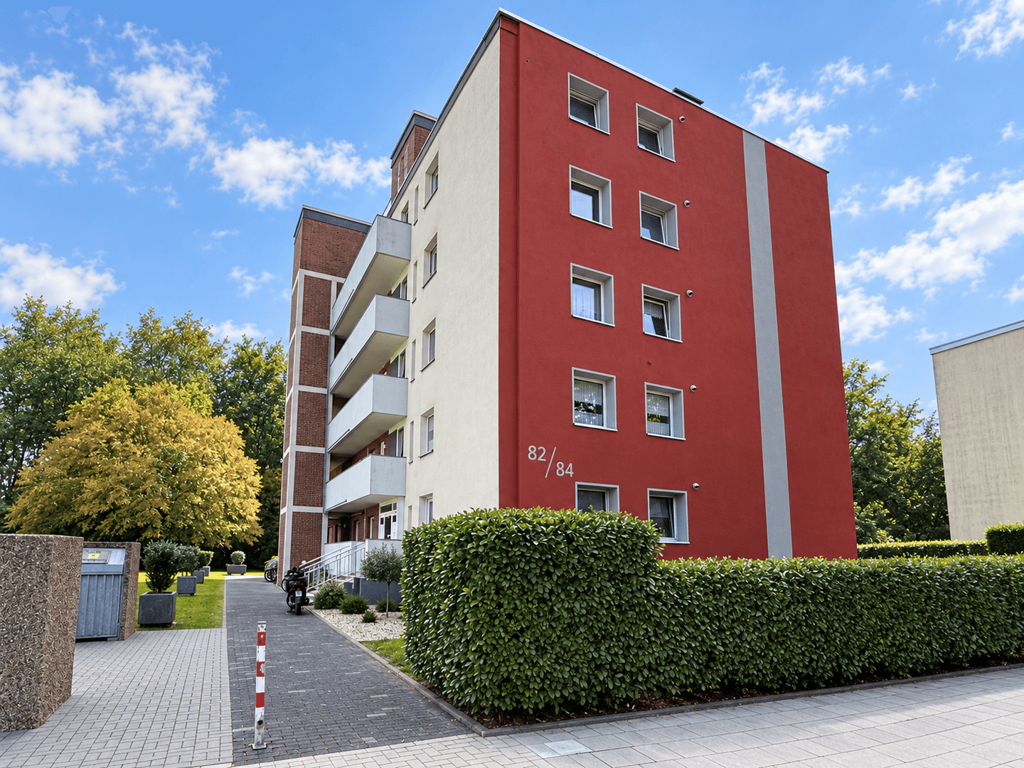 4 Zimmer Eigentumswohnung mit Westbalkon in Mönchengladbach Giesenkirchen, 41238 Mönchengladbach