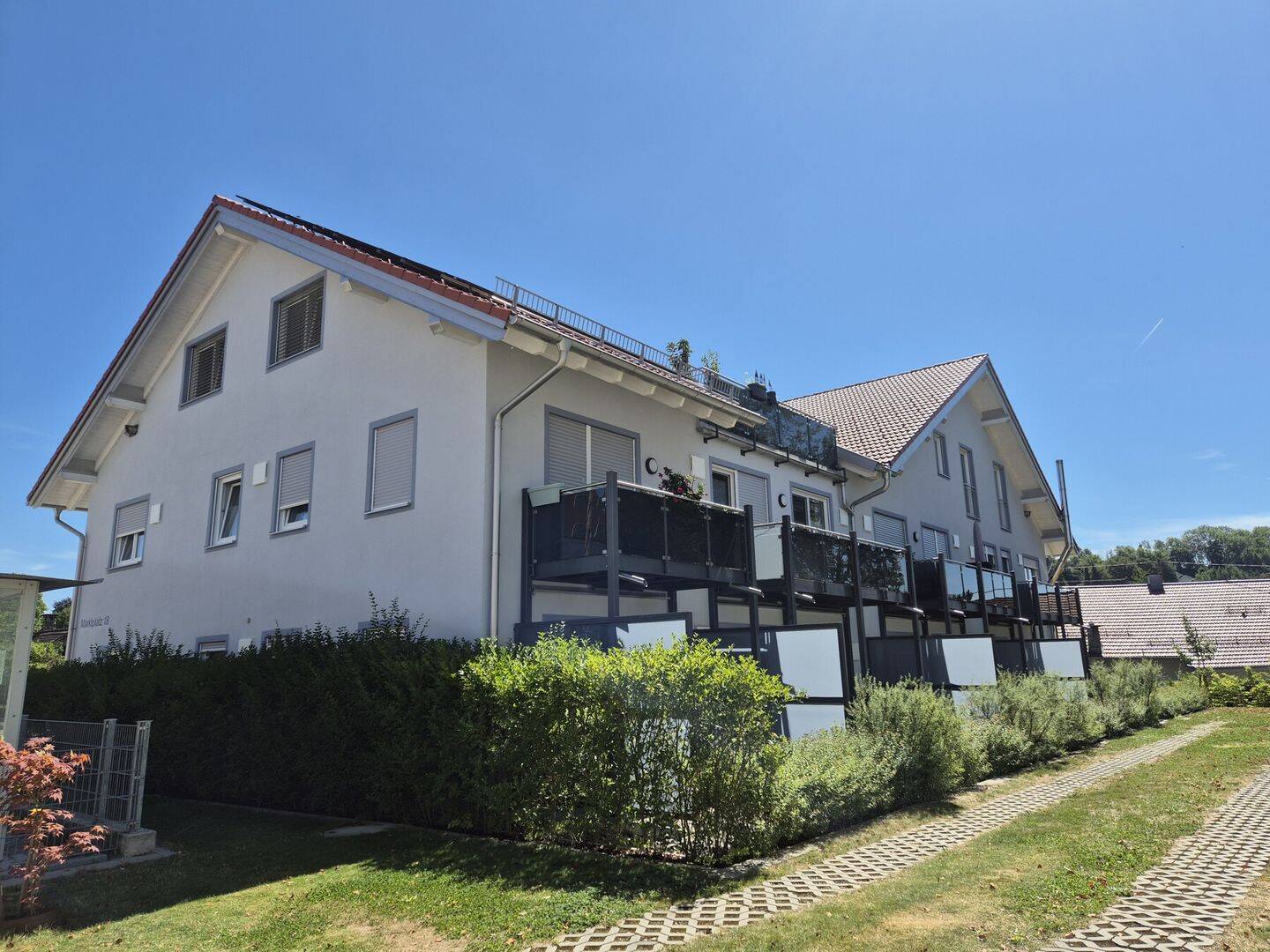 Wohnen wie im Penthouse: 3-Zimmer-Wohnung mit sonniger Dachterasse in Markt Rettenbach!, 87733 Markt Rettenbach