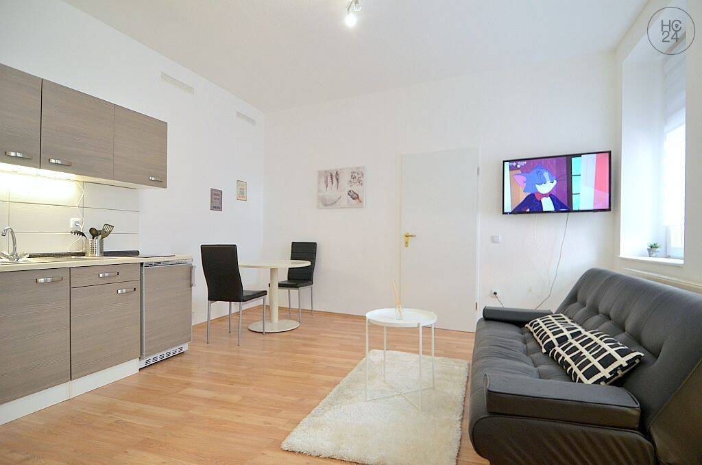 Schön möblierte Wohnung mit WLAN in Fürth/Stadtgrenze, 90763 Fürth (Südstadt Weikershof)