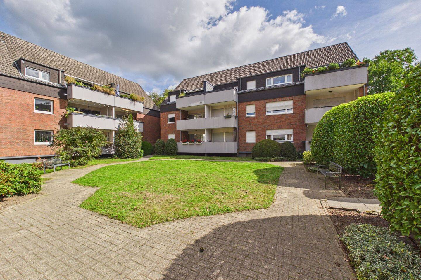 Bezugsfrei am 01.12.2026 – Gepflegte 84 m² Etagenwohnung mit Balkon, Kellerraum und Garage, 48167 Münster (Angelmodde Gremmendorf Wolbeck)
