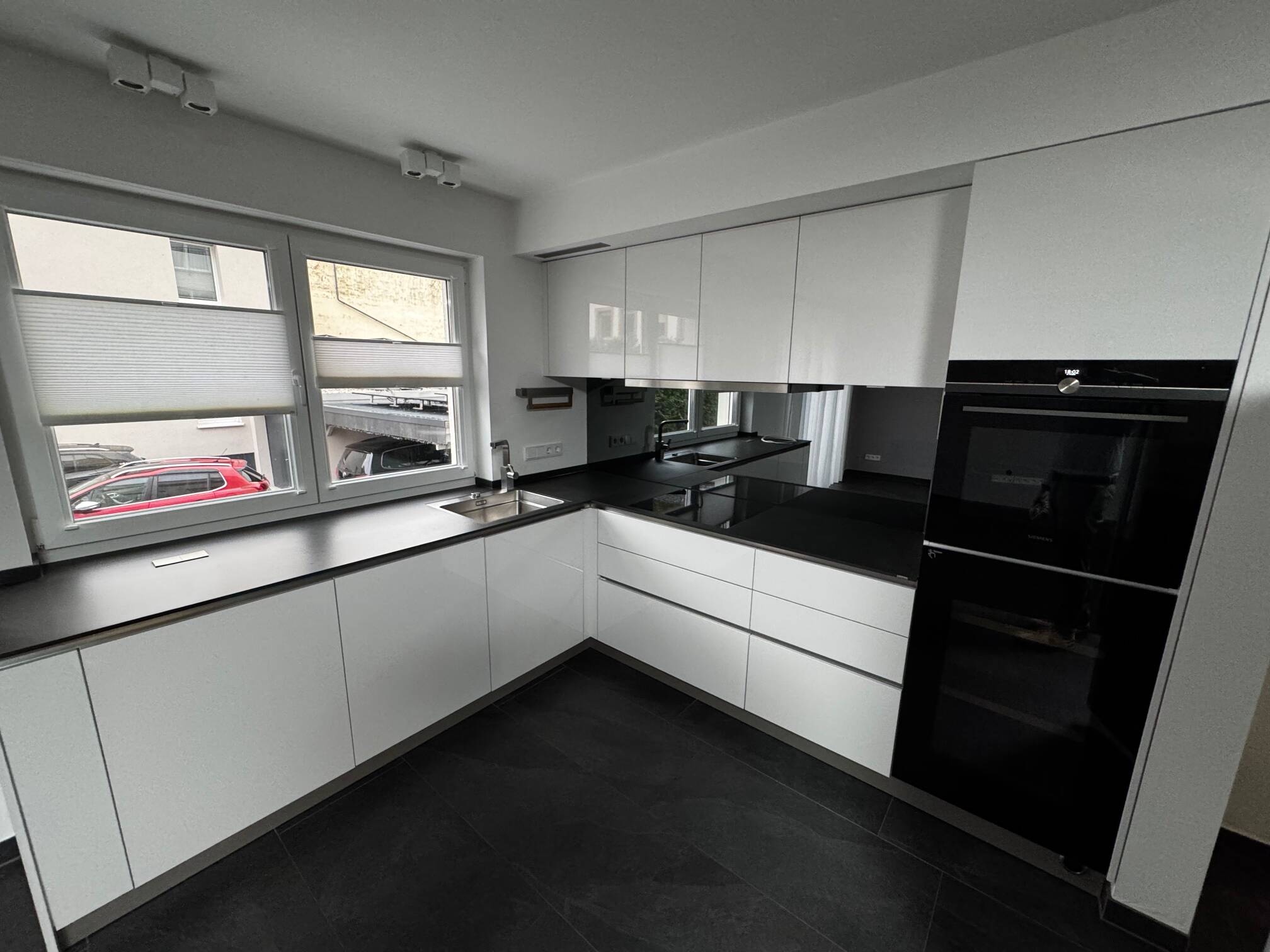 Moderne Wohnung mit hochwertiger Ausstattung, großer Terrasse und Fußbodenheizung, 54439 Saarburg
