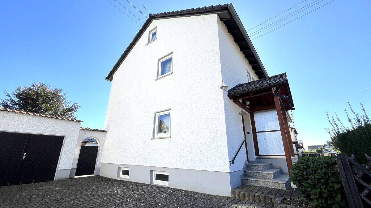 *** Sofort verfügbares Einfamilienhaus mit großem Grundstück in Bellenberg ***, 89287 Bellenberg